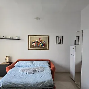 Apartament Tiny House, Bari